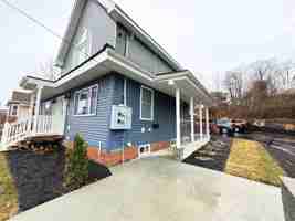 featured image of 25 Sixth St