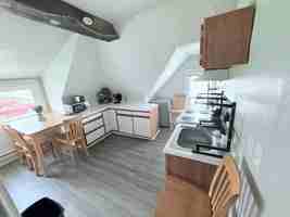 featured image of 122 4th St #122