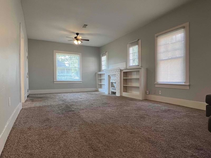 315 Kentucky Ave - Photo 3 of 12