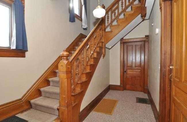 118 S 4th St - Photo 3 of 11