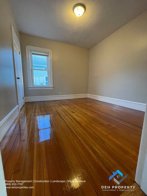 216 Hope St #2 - Photo 6 of 11