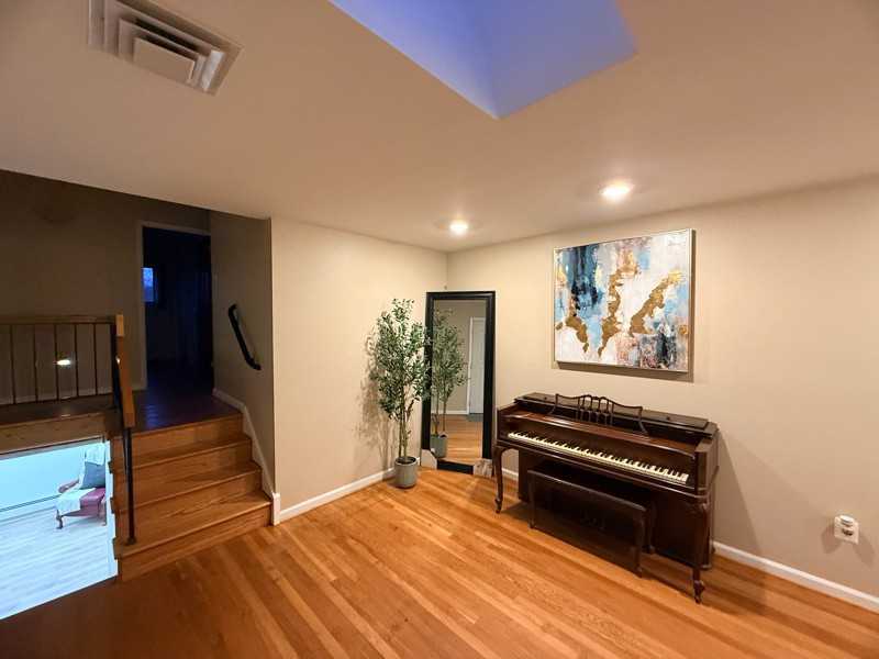 3452 Quaker Ct - Photo 4 of 21