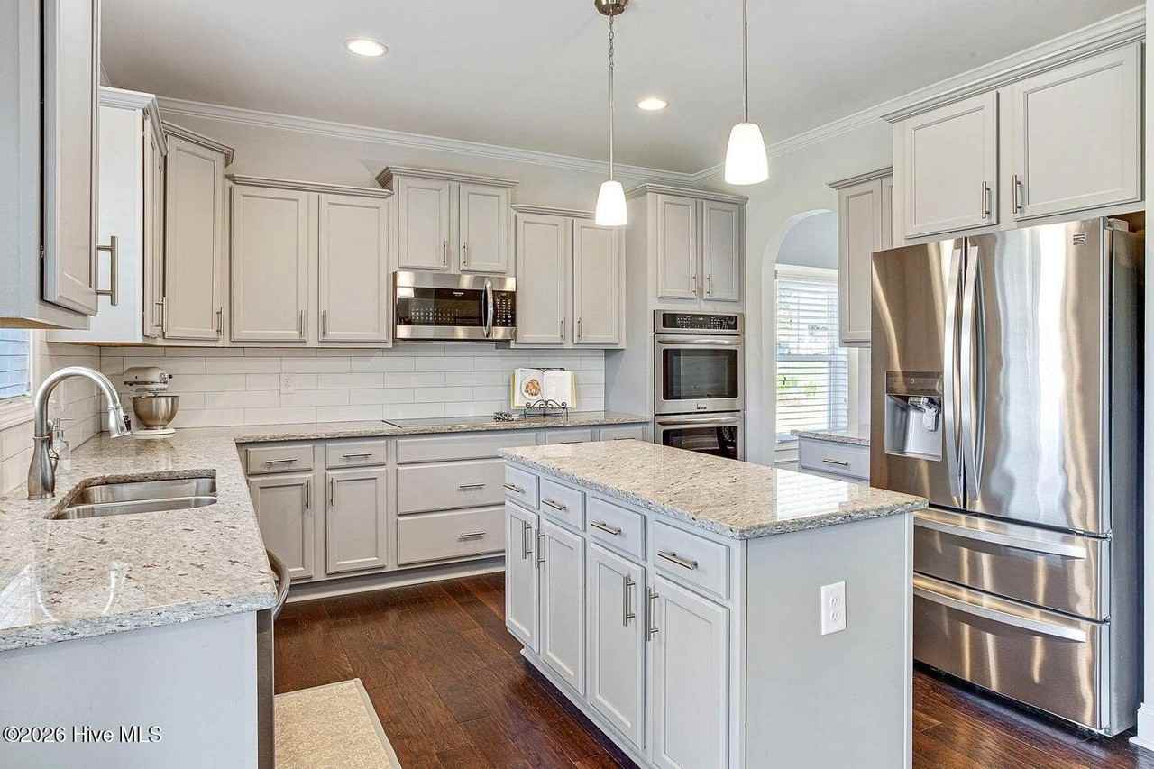 315 Parrish Ln - Photo 6 of 21