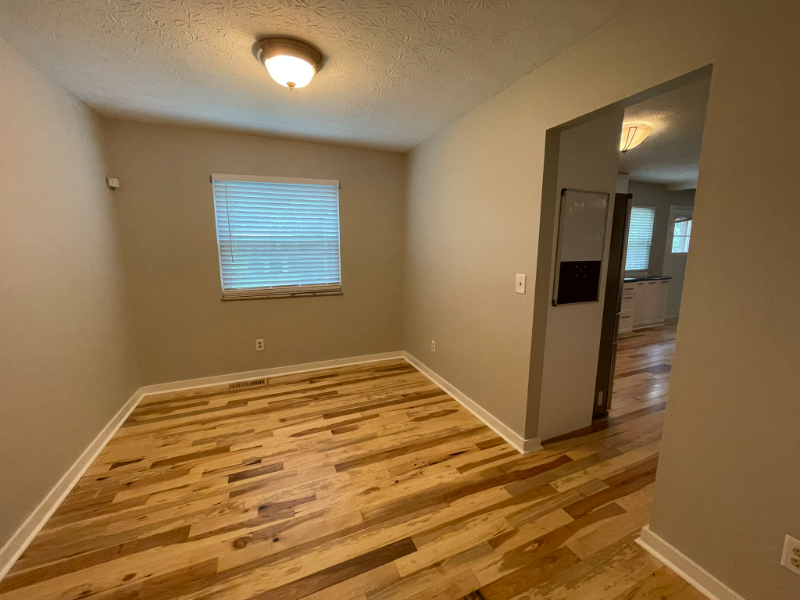 3211 Creston Ct - Photo 5 of 21