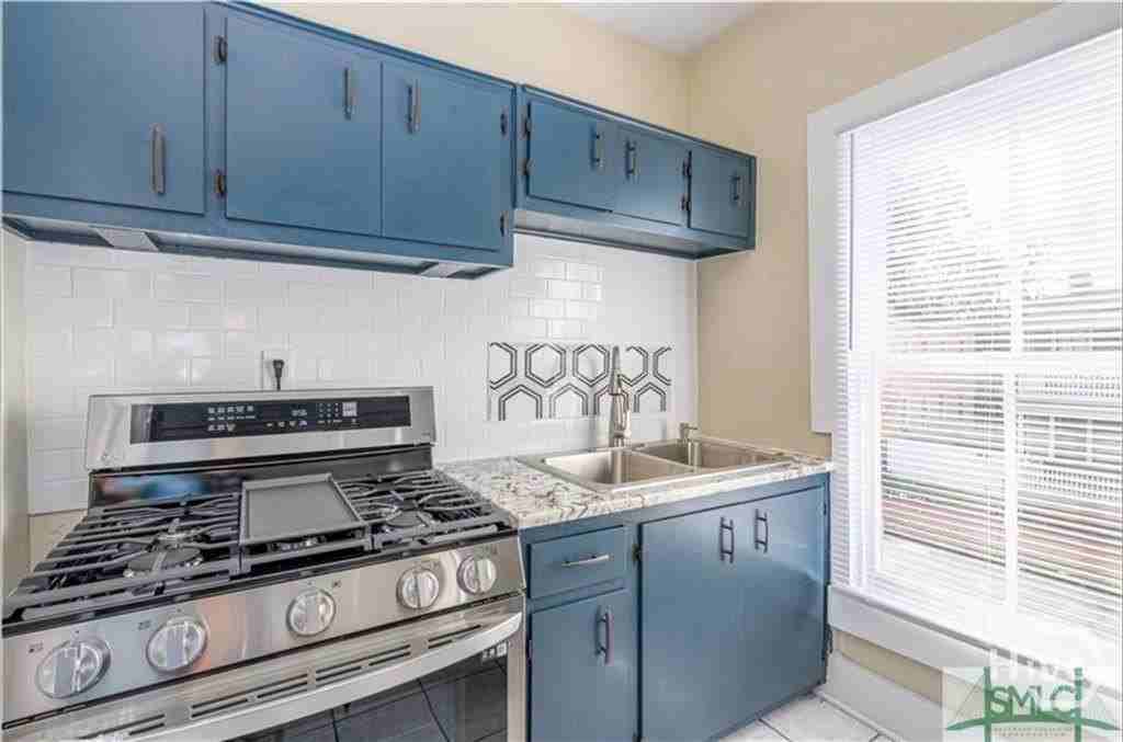 218 W Anderson St Uppr Unit #Unit - Photo 6 of 48