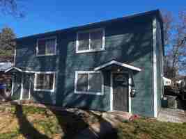 featured image of 1040 Bonnie Brae St #A