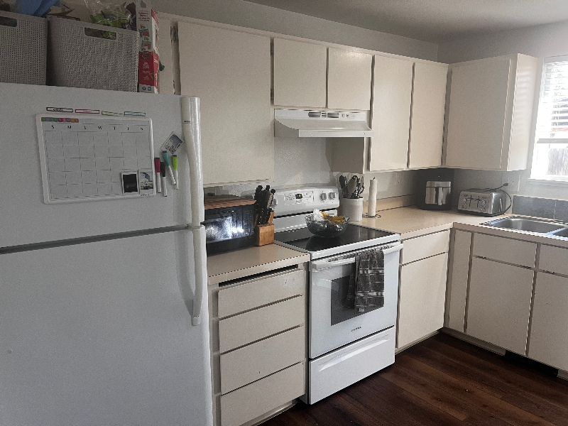 1040 Bonnie Brae St #A - Photo 7 of 18