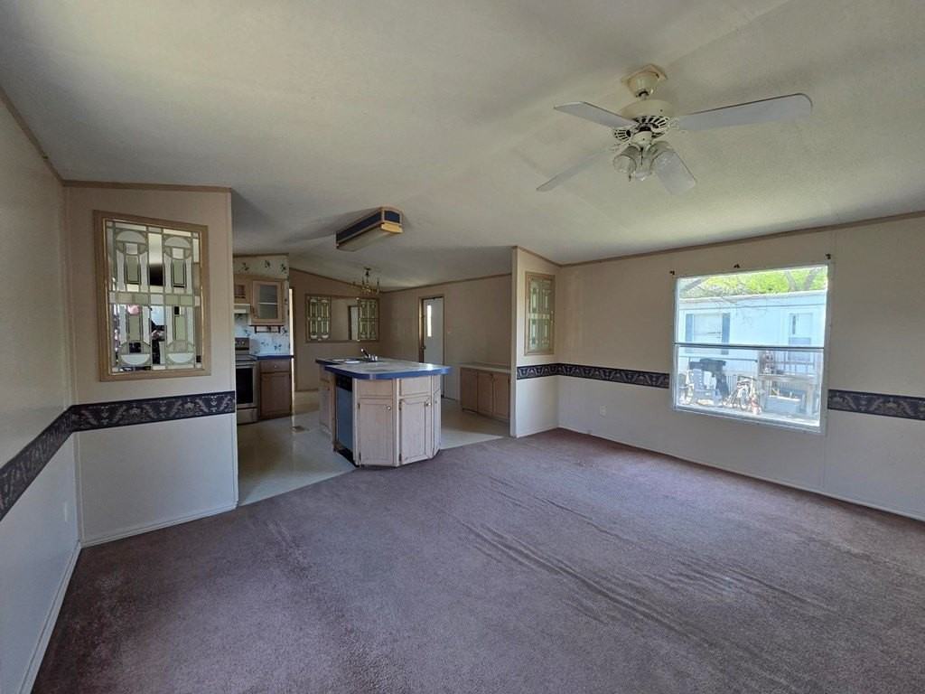 106A Clark St - Photo 4 of 17