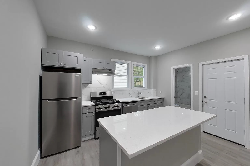 7 Lombardy Pl #1 - Photo 2 of 15