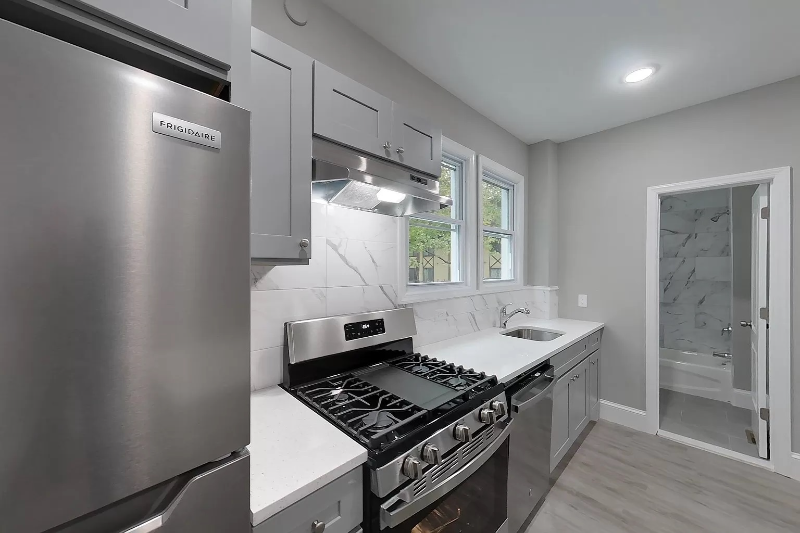 7 Lombardy Pl #1 - Photo 3 of 15