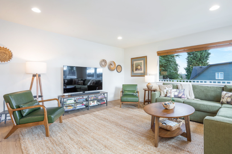 11704 20th St Ne - Photo 4 of 15