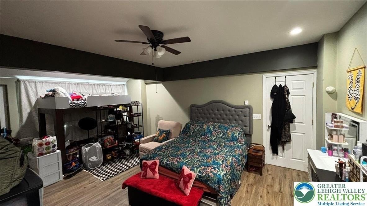 200 N 11th St - Photo 3 of 10