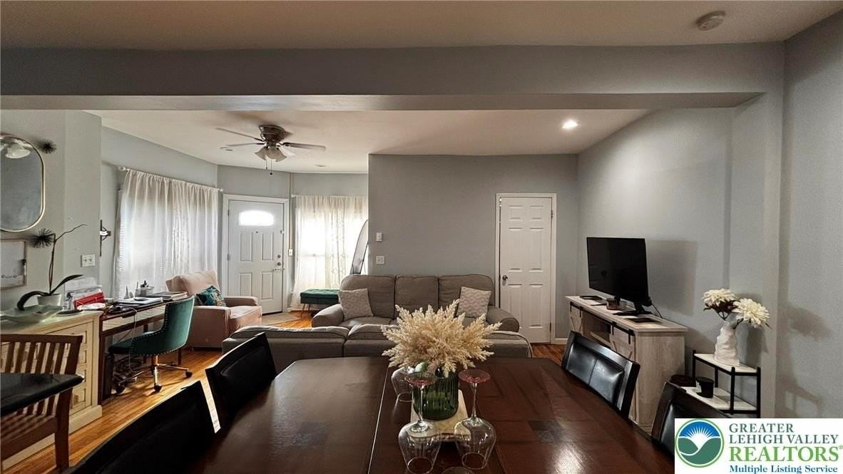 200 N 11th St - Photo 4 of 10