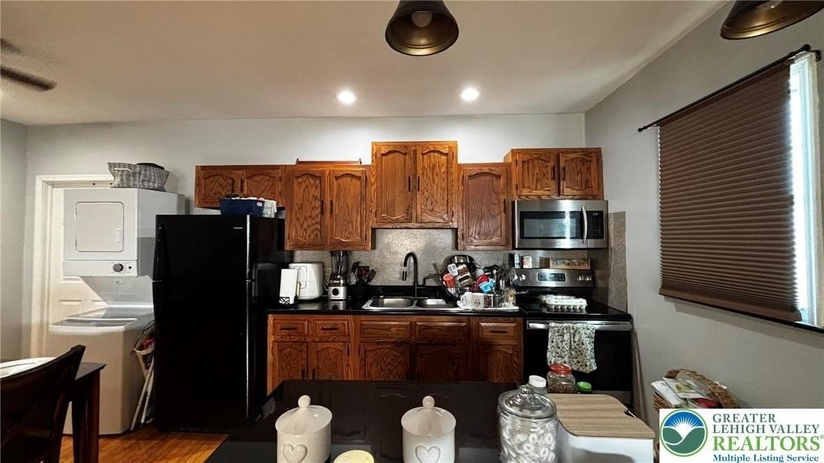 200 N 11th St - Photo 6 of 10