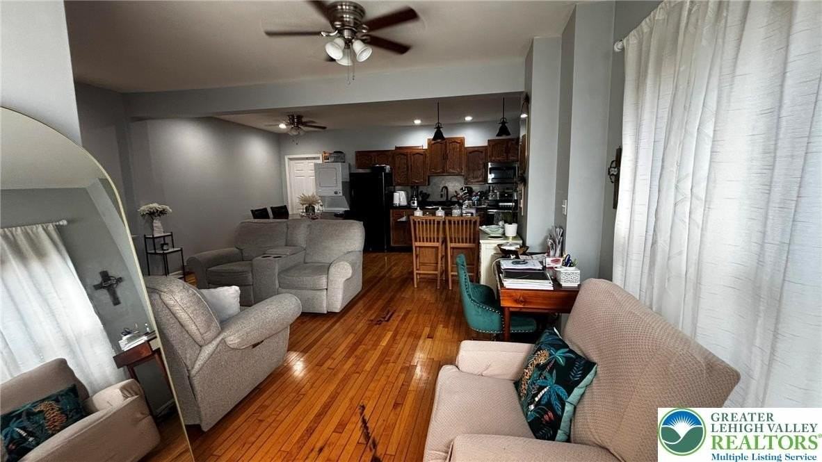 200 N 11th St - Photo 7 of 10