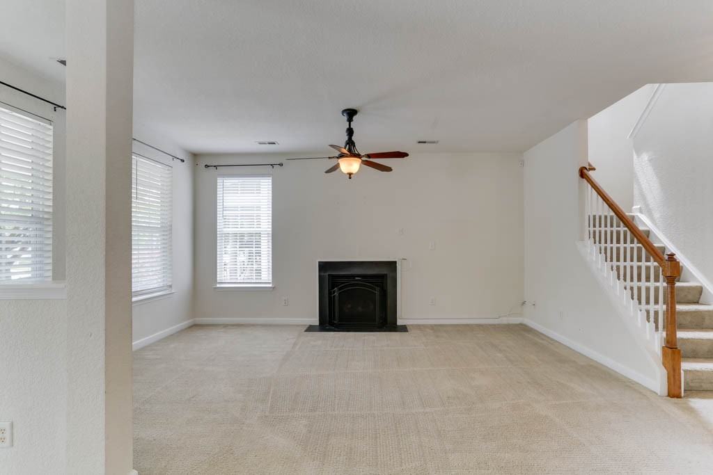 528 Normandy St #1 - Photo 6 of 37