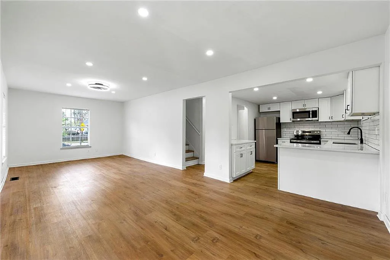 1917 Connally Dr - Photo 4 of 16