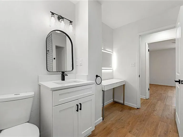 1917 Connally Dr - Photo 6 of 16