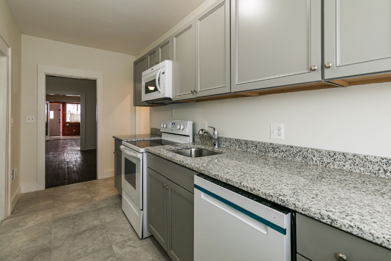 1207 Madison St #1 - Photo 4 of 15