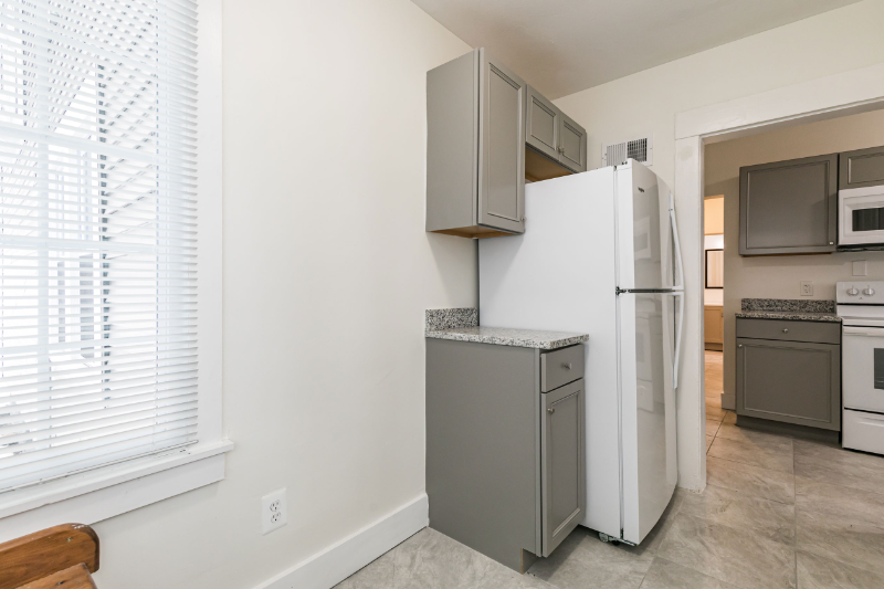 1207 Madison St #1 - Photo 6 of 15