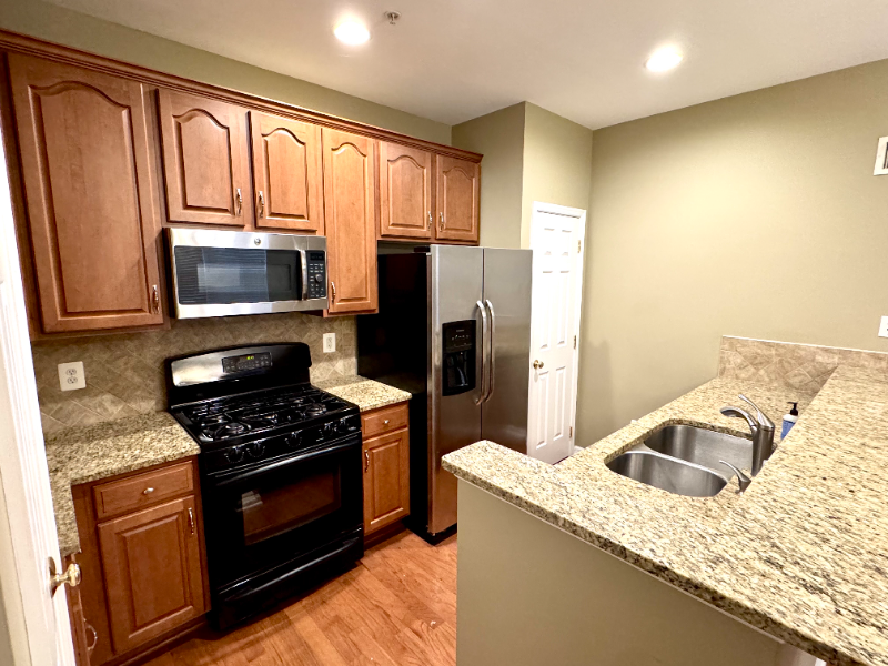 43825 Hickory Corner Ter #105 - Photo 6 of 34