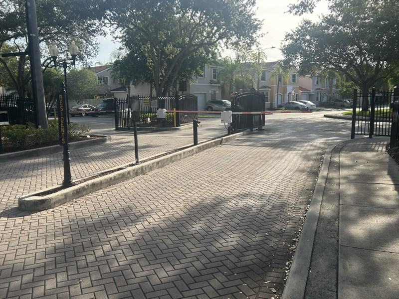 4015 Tree Tops Rd - Photo 2 of 25