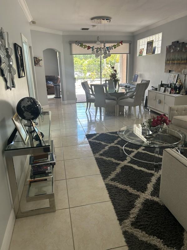 4015 Tree Tops Rd - Photo 4 of 25