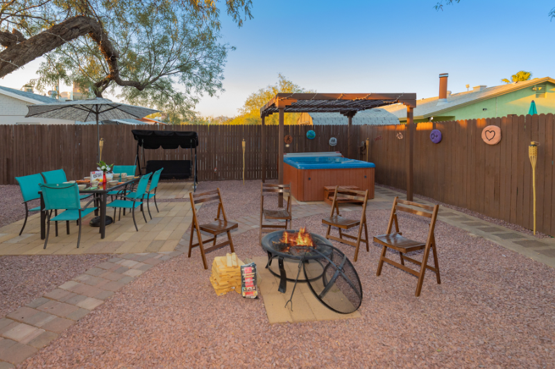2618 N Edith Blvd - Photo 2 of 20