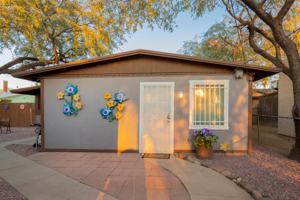 featured image of 2618 N Edith Blvd #2