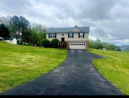 featured image of 120 Meadowlark