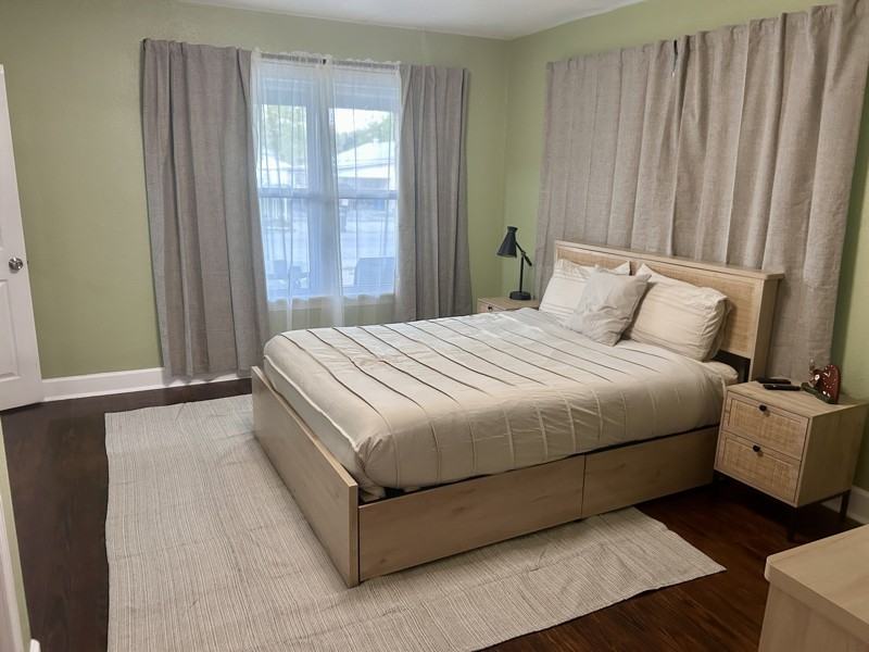 222 Glass Ave - Photo 5 of 20