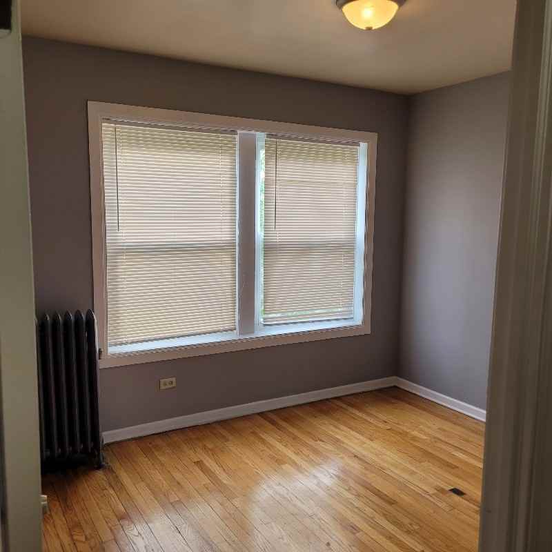 6629 S Greenwood Ave #3 - Photo 5 of 11