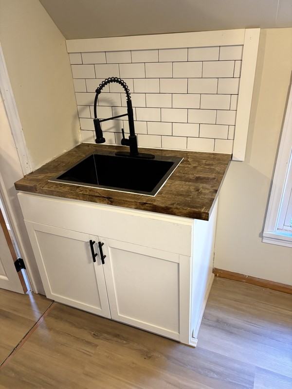 238 Schiller St - Photo 4 of 13