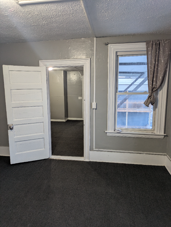 68 Birch St #3R - Photo 7 of 17