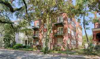 featured image of 805 Whitaker St #2