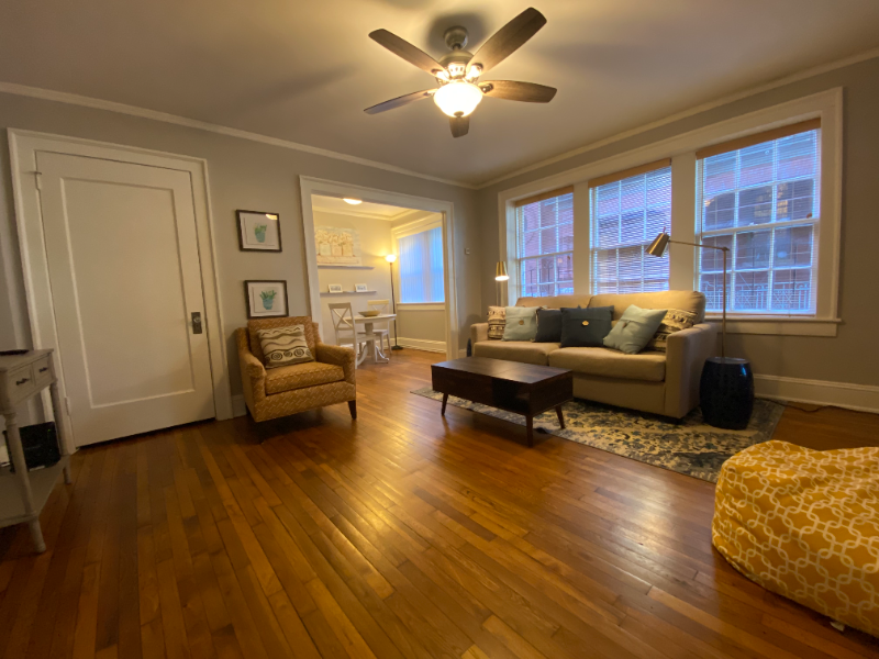 805 Whitaker St #2 - Photo 4 of 18