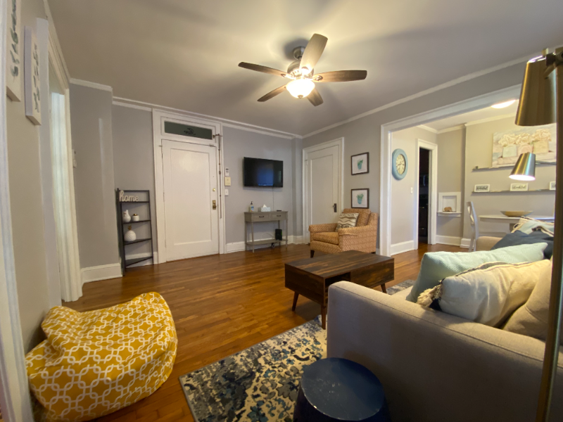 805 Whitaker St #2 - Photo 5 of 18