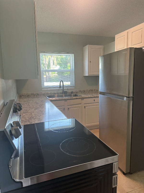 2158 18th St #2158 - Photo 5 of 16