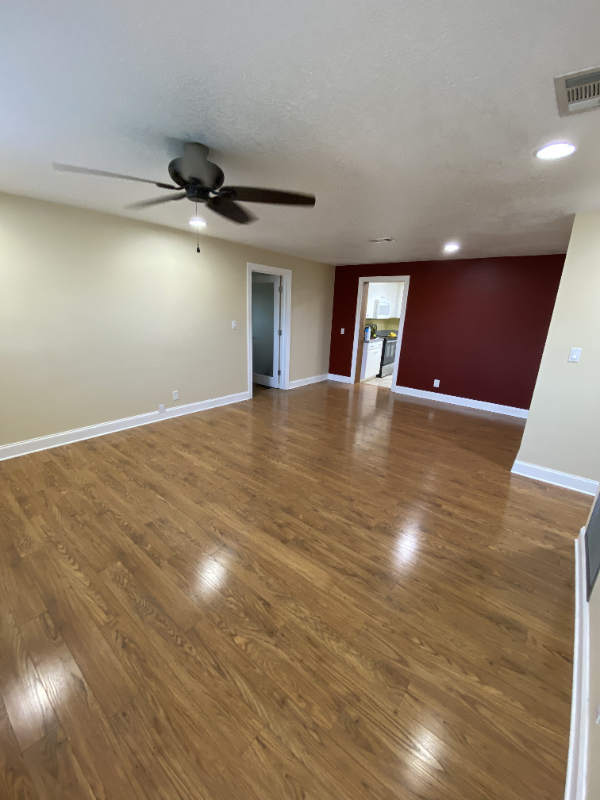 2910 49th St - Photo 2 of 22