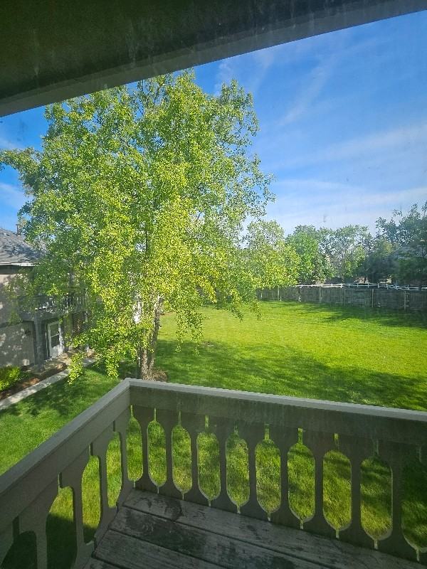 341 Birchwood Ct - Photo 2 of 13