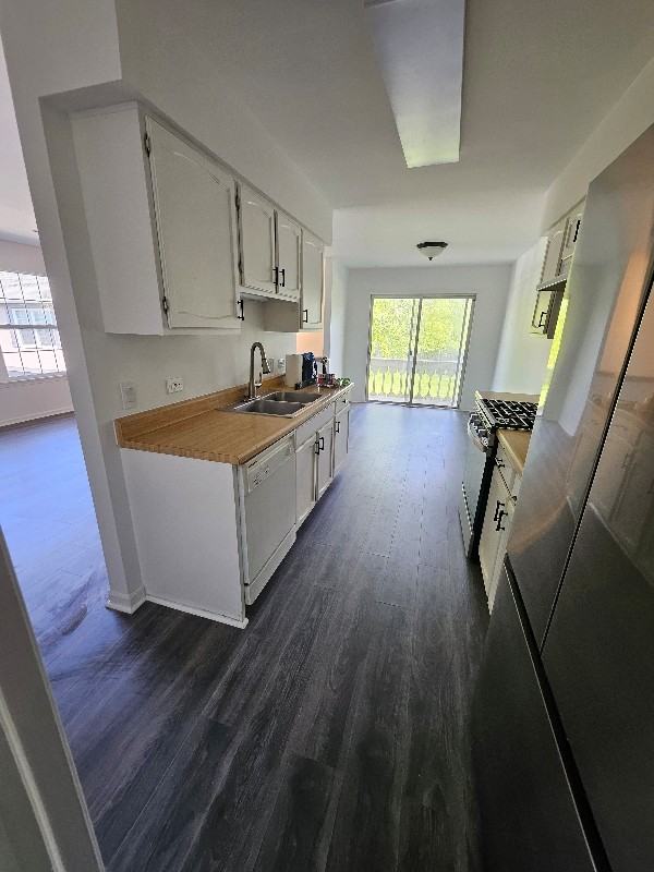 341 Birchwood Ct - Photo 5 of 13