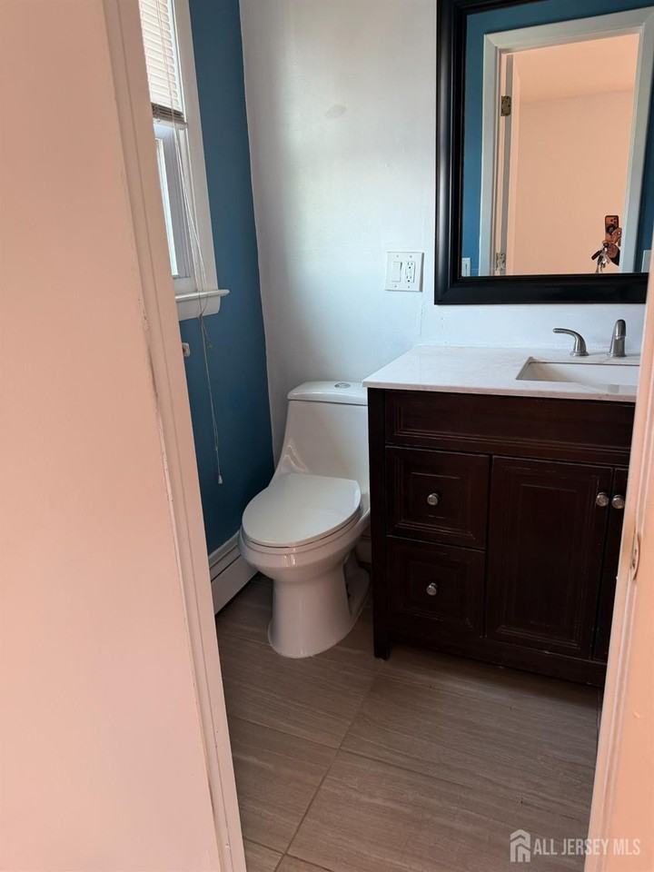 2538 Spruce St - Photo 6 of 29