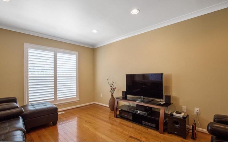 2333 Massanutten Dr - Photo 4 of 25