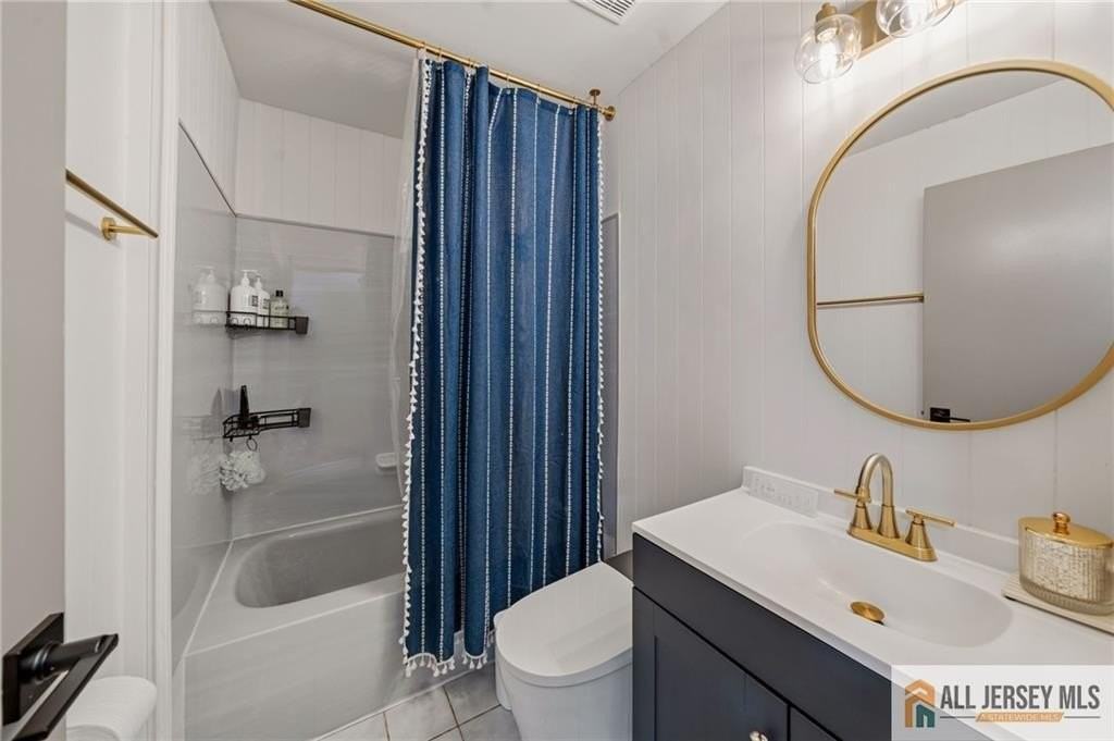 Nicholas Ct - Photo 7 of 12