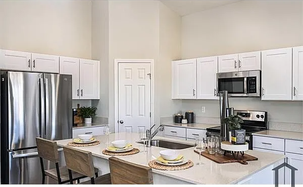 12980 Wellspring Dr - Photo 6 of 10