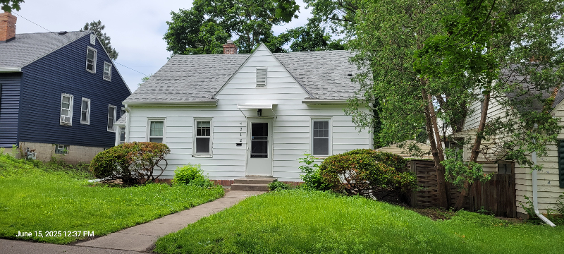 4212 13th Ave S - Photo 2 of 15