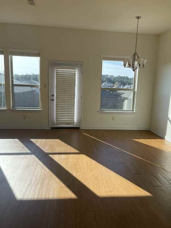 204 Cordoba Trl - Photo 4 of 7