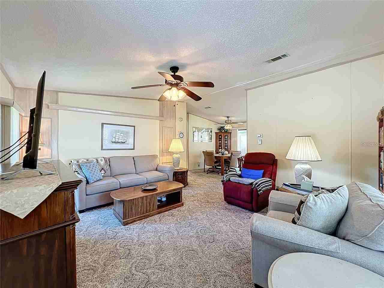 25125 Bellevue - Photo 3 of 28