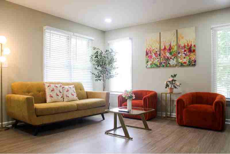 624 E Pine Ave - Photo 7 of 28