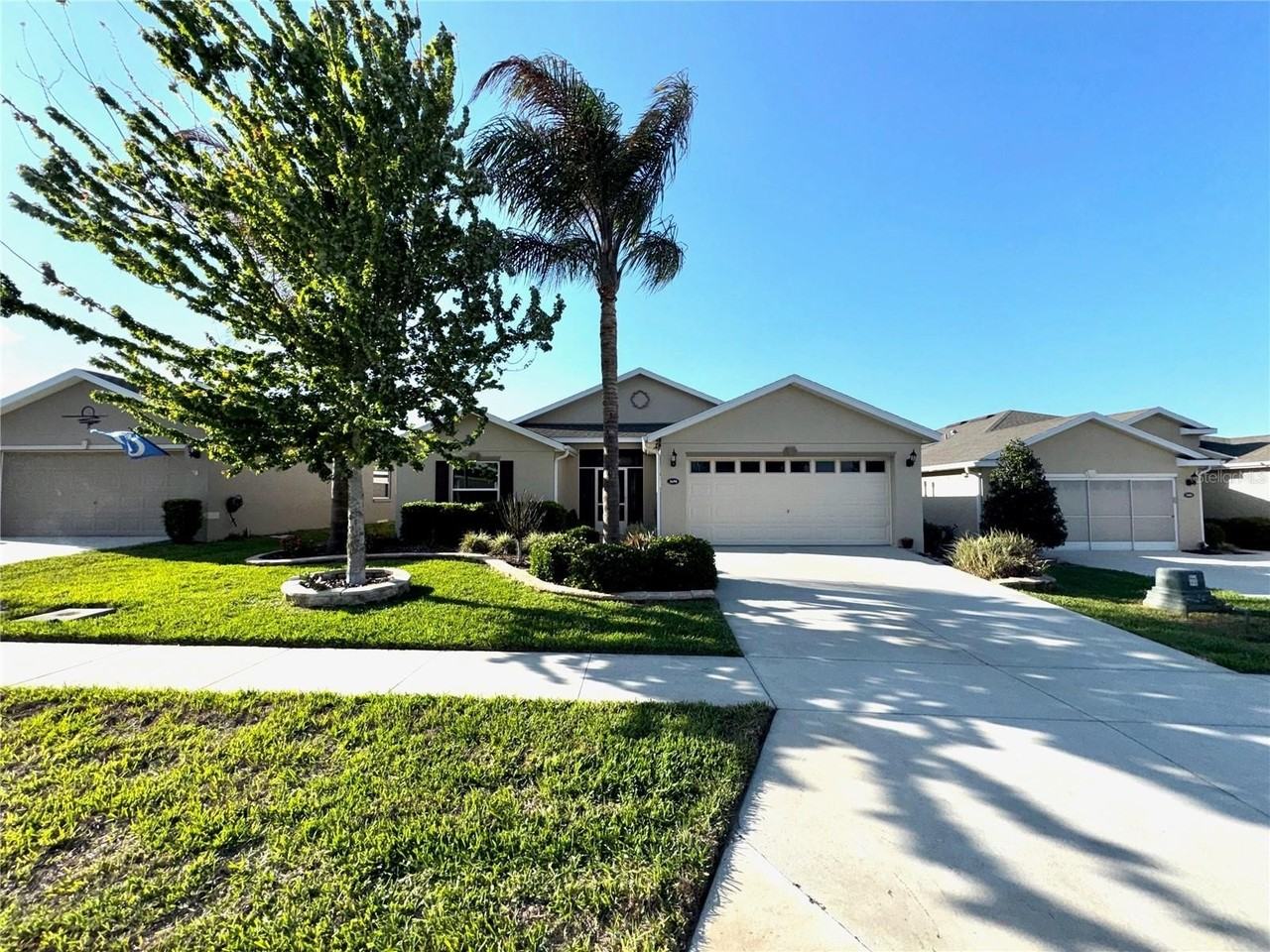 3690 Arlington Ridge Blvd - Photo 2 of 20